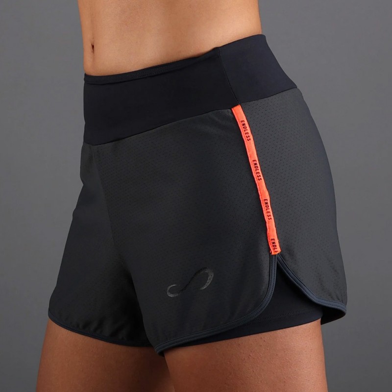 Pantaloncino Endless Tech II in titanio Pantaloncino Endless Tech II in titanio