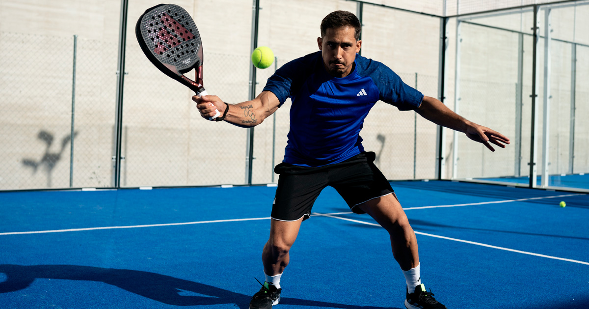 Potenza personalizzata, il marchio della nuova collezione di padel Adidas 2024